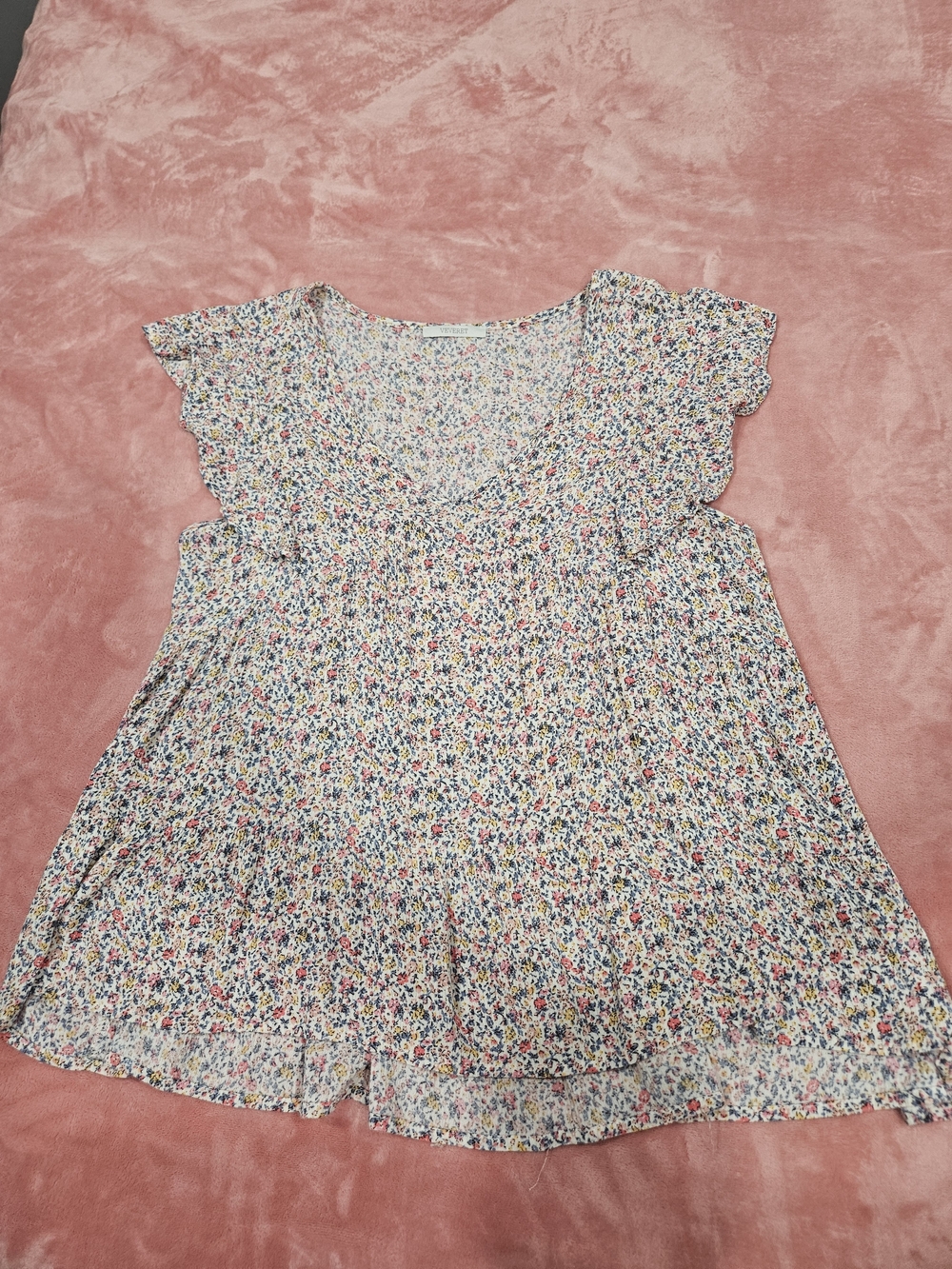 Floral Printed White V-Neck Flutter Sleeve Tunic
